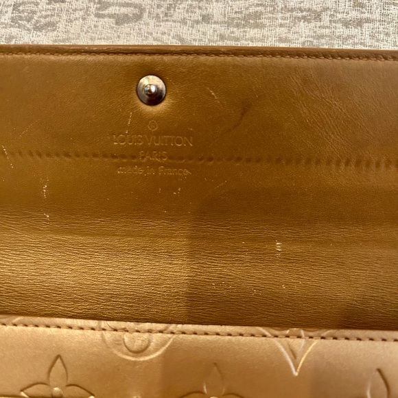 Louis Vuitton Monogram Vernis Patent Leather Sarah Wallet - Picture 6 of 8